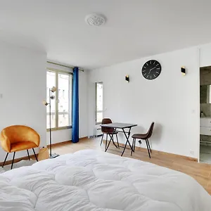https://apt-mouffetard-pantheon-charming.fr-paris.fr