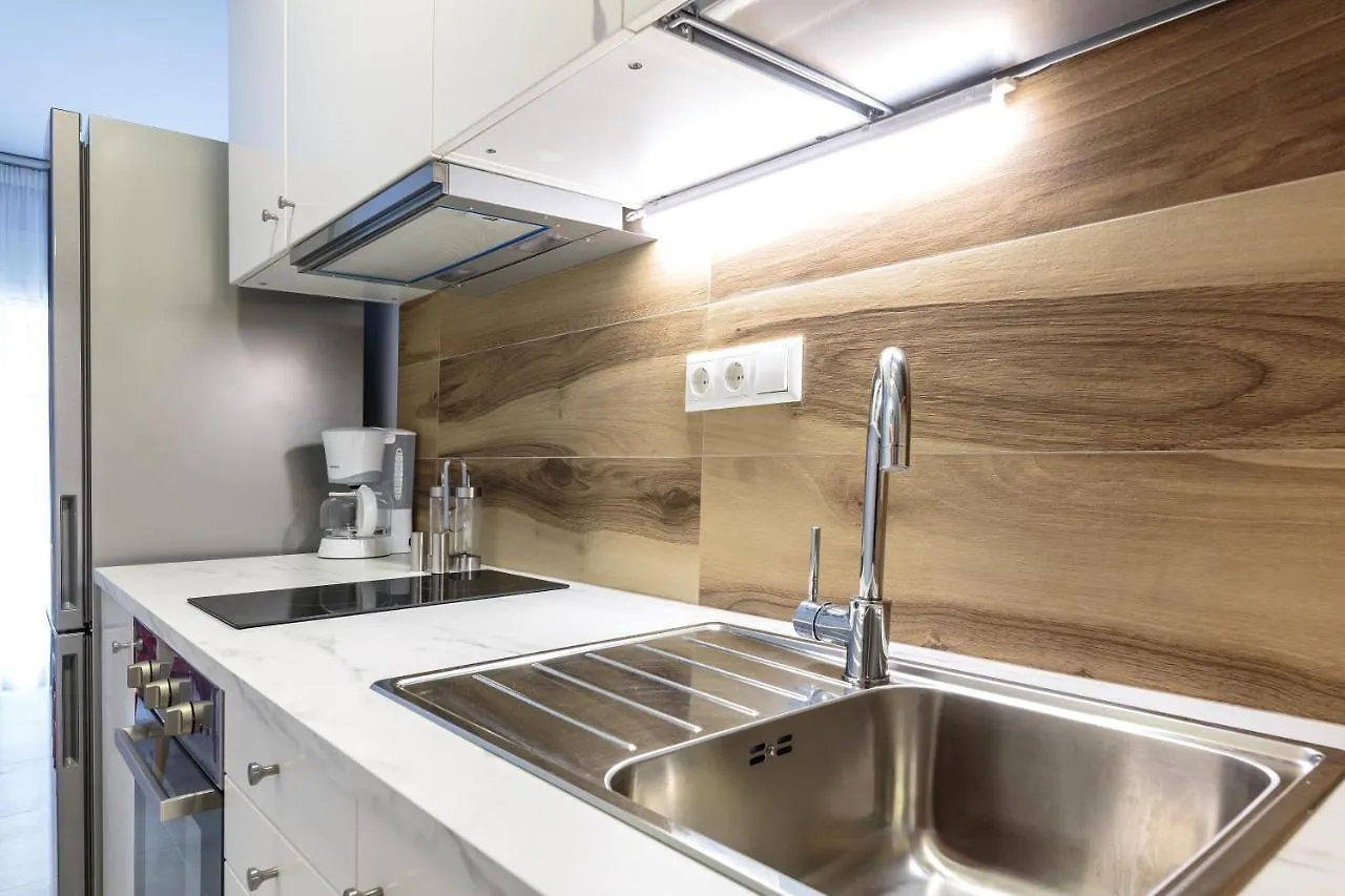 Art Central Suites Thessaloniki Apartment
